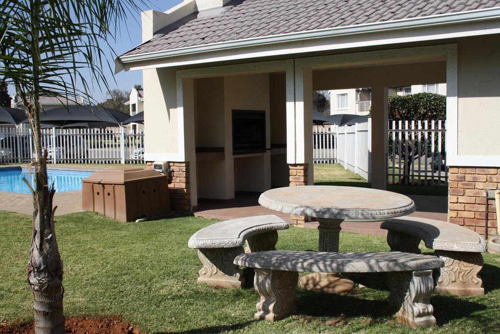 African Eagle Apartments Witfield Exterior foto
